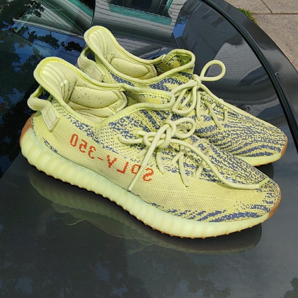 Yeezy Boosts - Picture 3 of 3